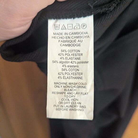 Michael Kors Stretch Jeggings Black with Gold Tone Accents-Size 1X - Picture 6 of 6